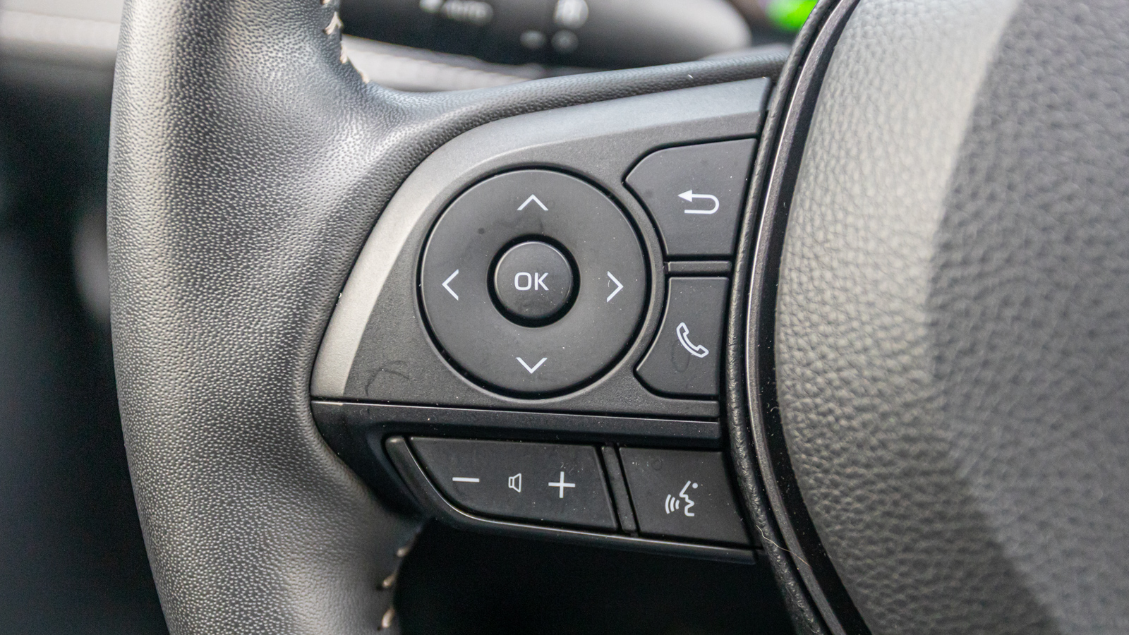 Toyota RAV4 2024 року, Універсал, Тойота Центр Дніпро "Алмаз Мотор" на Запорізькому шосе, м.Дніпро | Фото № 29 Toyota RAV4 2024 року з пробігом 14596 км, Універсал, Тойота Центр Дніпро "Алмаз Мотор" на Запорізькому шосе, м.Дніпро - 2115000 ГРН | Фото № 29