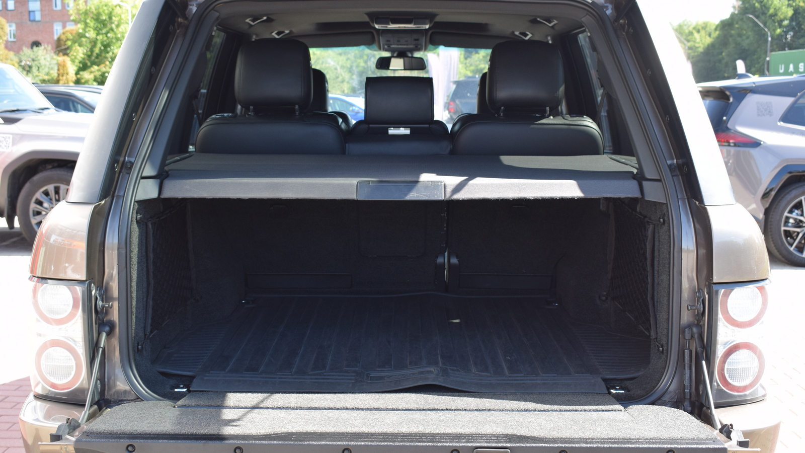 Інші авто LAND ROVER RANGE ROVER 2012 року, Універсал, Тойота Центр Житомир "Стар - Кар", м.Житомир | Фото № 10 Інші авто LAND ROVER RANGE ROVER 2012 року з пробігом 225556 км, Універсал, Тойота Центр Житомир "Стар - Кар", м.Житомир - 1108560 ГРН | Фото № 10
