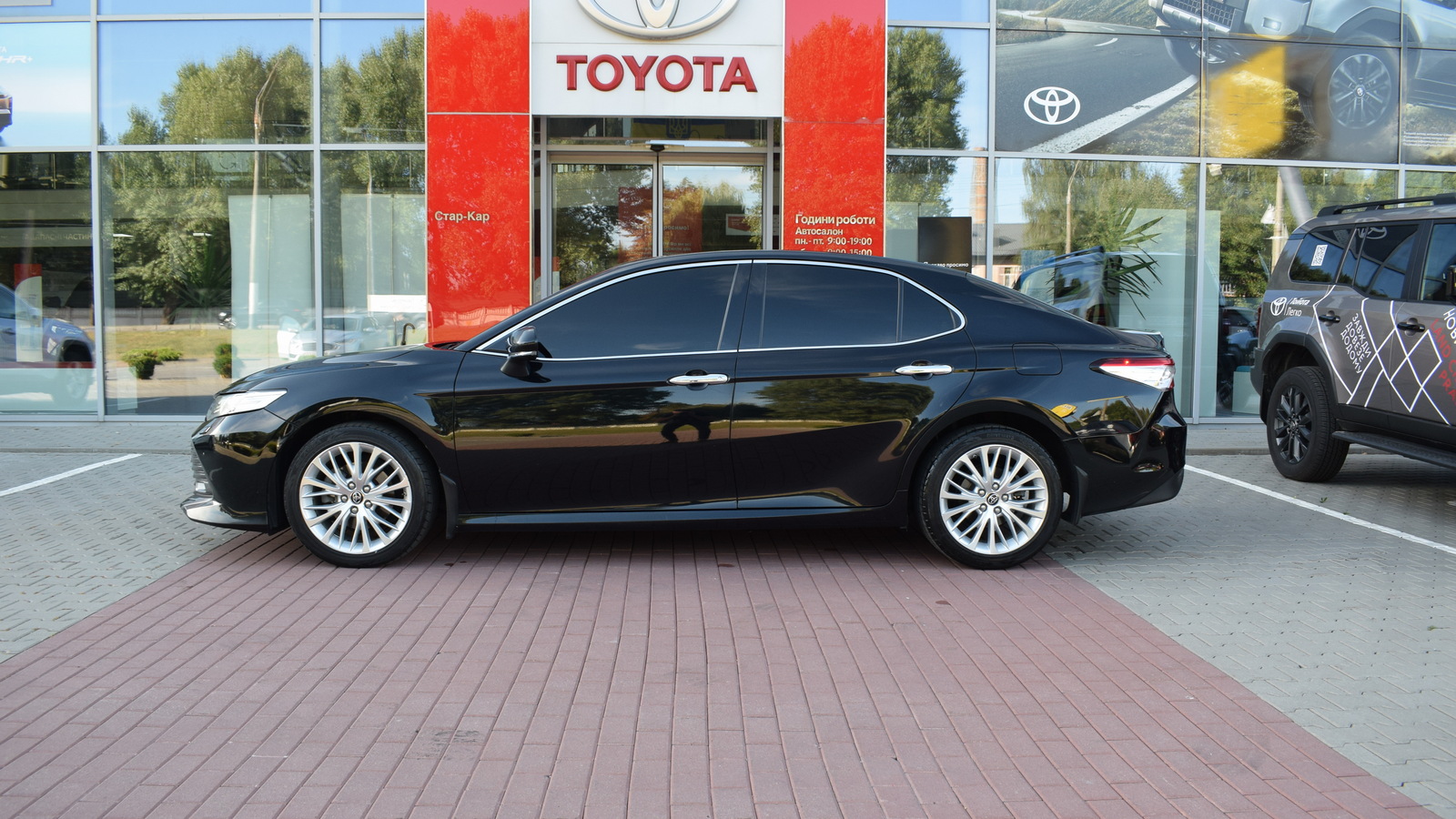 Toyota CAMRY 2019 року, Седан, Тойота Центр Житомир "Стар - Кар", м.Житомир | Фото № 3 Toyota CAMRY 2019 року з пробігом 183550 км, Седан, Тойота Центр Житомир "Стар - Кар", м.Житомир - 1088640 ГРН | Фото № 3