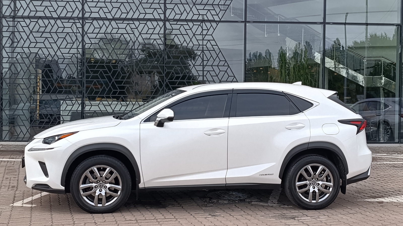 Lexus NX 2021 року, Універсал, Лексус Київ Захід, м.Київ | Фото № 3 Lexus NX 2021 року з пробігом 40980 км, Універсал, Лексус Київ Захід, м.Київ - 1800000 ГРН | Фото № 3