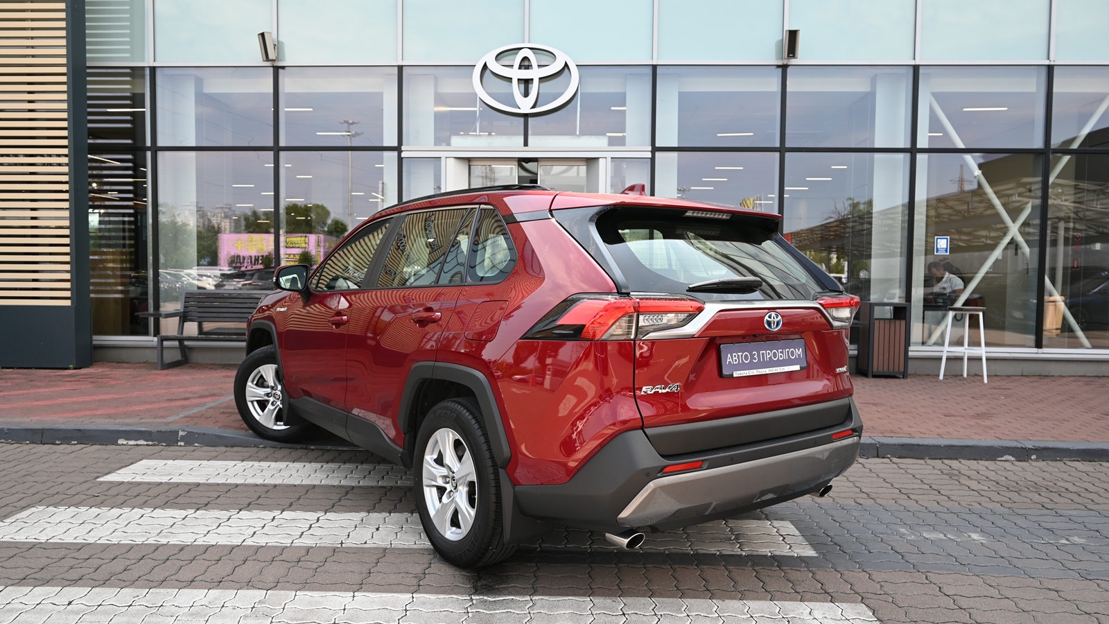 Toyota RAV4 2019 року, Універсал, Тойота Центр Київ "Сіті Плаза", м.Київ | Фото № 2 Toyota RAV4 2019 року з пробігом 73072 км, Універсал, Тойота Центр Київ "Сіті Плаза", м.Київ - 1274755 ГРН | Фото № 2