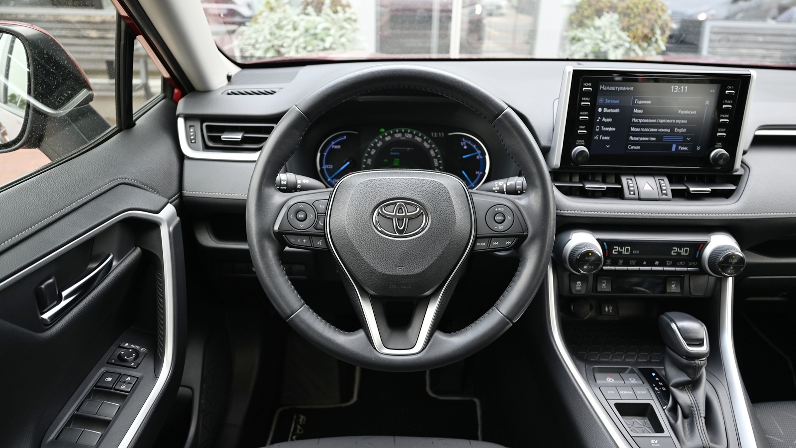 Toyota RAV4 2019 року, Універсал, Тойота Центр Київ "Сіті Плаза", м.Київ | Фото № 9 Toyota RAV4 2019 року з пробігом 73072 км, Універсал, Тойота Центр Київ "Сіті Плаза", м.Київ - 1274755 ГРН | Фото № 9