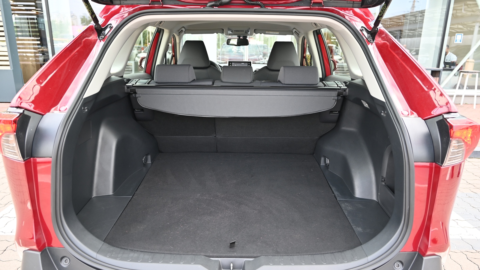 Toyota RAV4 2019 року, Універсал, Тойота Центр Київ "Сіті Плаза", м.Київ | Фото № 10 Toyota RAV4 2019 року з пробігом 73072 км, Універсал, Тойота Центр Київ "Сіті Плаза", м.Київ - 1274755 ГРН | Фото № 10