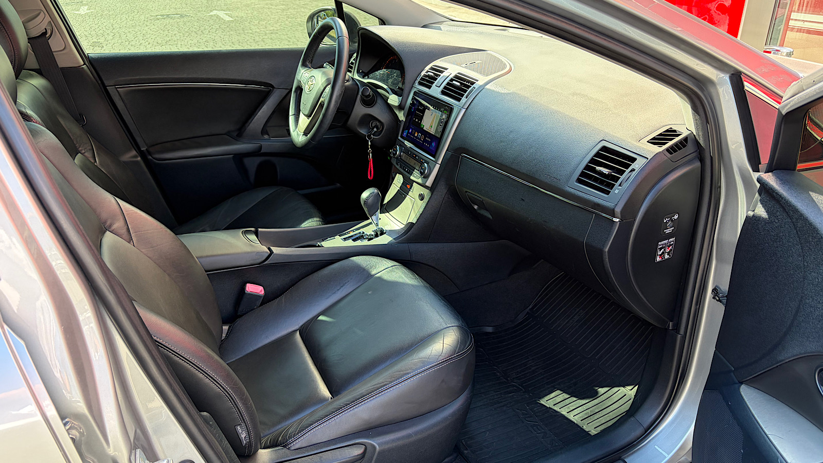 Toyota AVENSIS 2011 року, Седан, Тойота Центр Запоріжжя "Восток Автомир", м.Запоріжжя | Фото № 6 Toyota AVENSIS 2011 року з пробігом 211000 км, Седан, Тойота Центр Запоріжжя "Восток Автомир", м.Запоріжжя - 449000 ГРН | Фото № 6