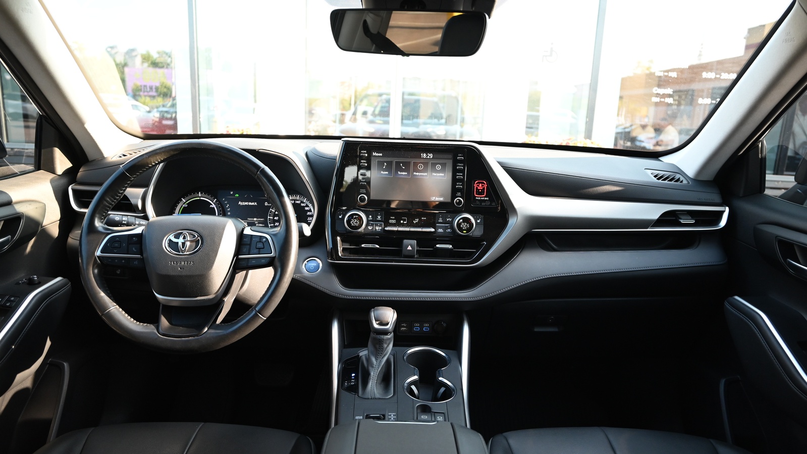 Toyota HIGHLANDER 2021 року, Універсал, Тойота Центр Київ "Сіті Плаза", м.Київ | Фото № 8 Toyota HIGHLANDER 2021 року з пробігом 85385 км, Універсал, Тойота Центр Київ "Сіті Плаза", м.Київ - 1966889 ГРН | Фото № 8