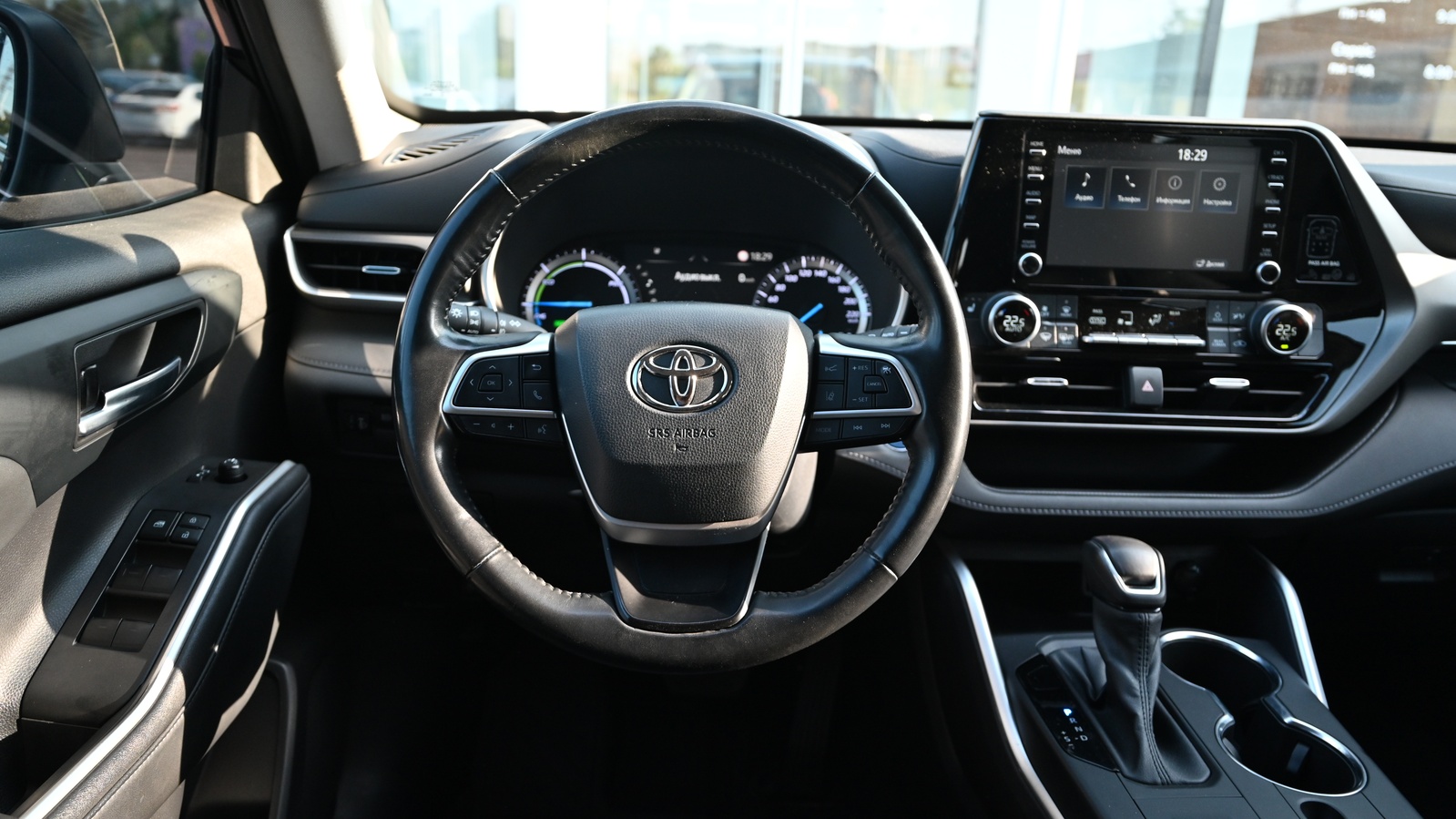 Toyota HIGHLANDER 2021 року, Універсал, Тойота Центр Київ "Сіті Плаза", м.Київ | Фото № 9 Toyota HIGHLANDER 2021 року з пробігом 85385 км, Універсал, Тойота Центр Київ "Сіті Плаза", м.Київ - 1966889 ГРН | Фото № 9