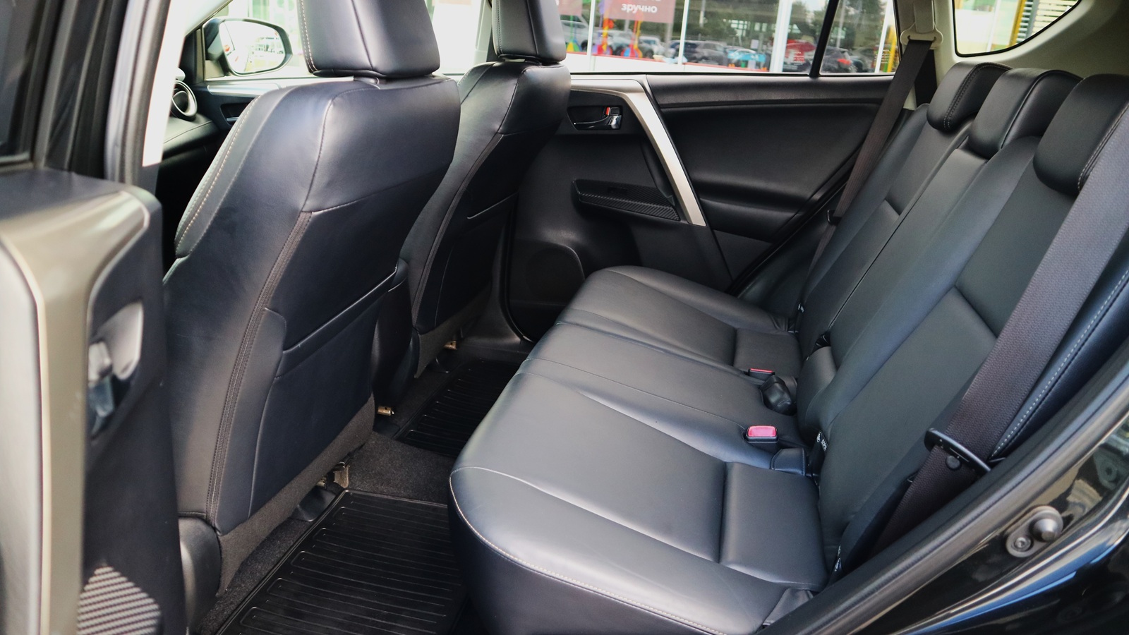 Toyota RAV4 2013 року з пробігом 186106 км, Універсал, Тойота Центр Київ "Автосаміт Укравто Столичне", м.Київ - 703000 ГРН | Фото № 14
