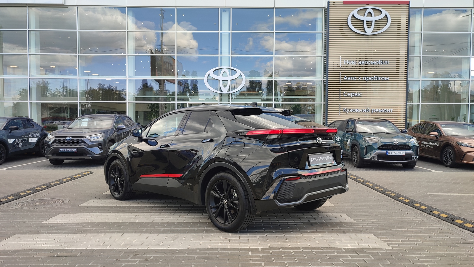 Toyota C-HR 2024 року, Хетчбек, Тойота Центр Київ "ВіДі Автострада", м.Київ | Фото № 2 Toyota C-HR 2024 року з пробігом 32175 км, Хетчбек, Тойота Центр Київ "ВіДі Автострада", м.Київ - 1650000 ГРН | Фото № 2