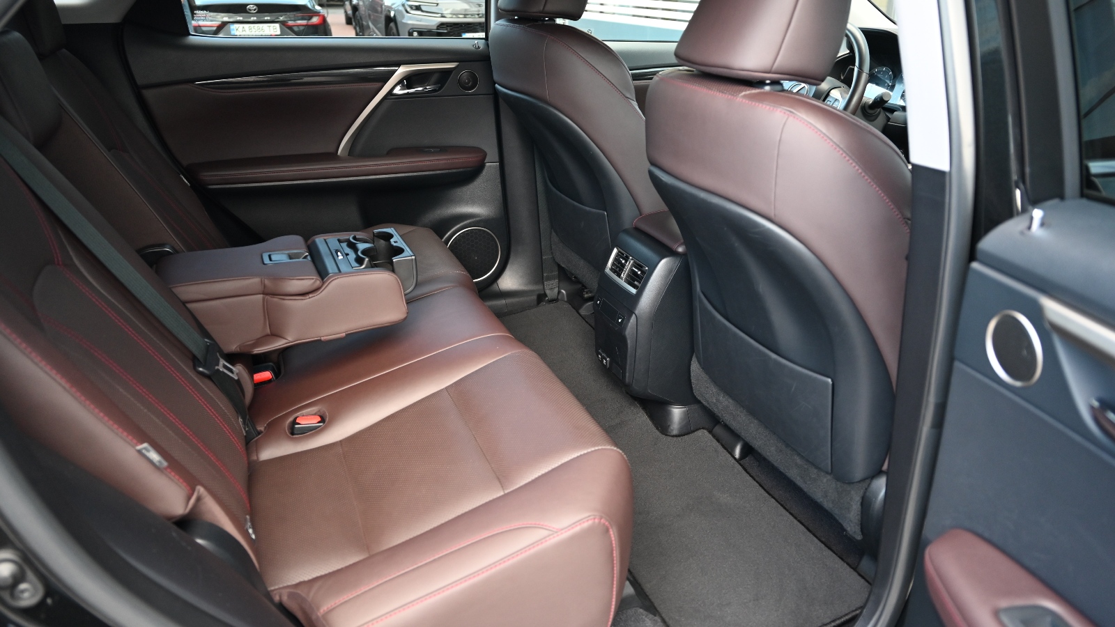 Lexus RX 2021 року, Універсал, Тойота Центр Київ "Сіті Плаза", м.Київ | Фото № 7 Lexus RX 2021 року з пробігом 42982 км, Універсал, Тойота Центр Київ "Сіті Плаза", м.Київ - 2146494 ГРН | Фото № 7
