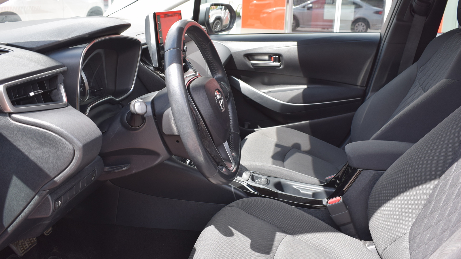 Toyota COROLLA 2021 року, Седан, Тойота Центр Житомир "Стар - Кар", м.Житомир | Фото № 12 Toyota COROLLA 2021 року з пробігом 86551 км, Седан, Тойота Центр Житомир "Стар - Кар", м.Житомир - 860160 ГРН | Фото № 12