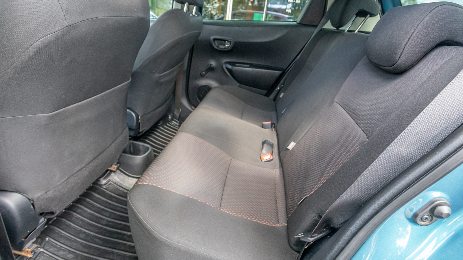 Toyota YARIS 2012 року, Хетчбек, Тойота Центр Дніпро "Алмаз Мотор" на Запорізькому шосе, м.Дніпро | Фото № 11 Toyota YARIS 2012 року з пробігом 101108 км, Хетчбек, Тойота Центр Дніпро "Алмаз Мотор" на Запорізькому шосе, м.Дніпро - 495000 ГРН | Фото № 11