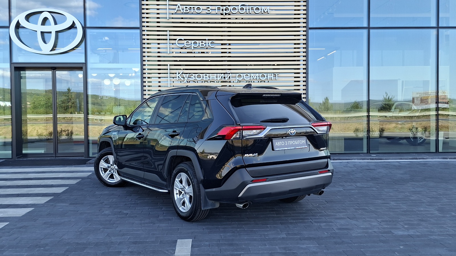 Toyota RAV4 2019 року, Універсал, Тойота Центр Ужгород "Карат Мотор", м.Ужгород | Фото № 2 Toyota RAV4 2019 року з пробігом 190450 км, Універсал, Тойота Центр Ужгород "Карат Мотор", м.Ужгород - 1250000 ГРН | Фото № 2