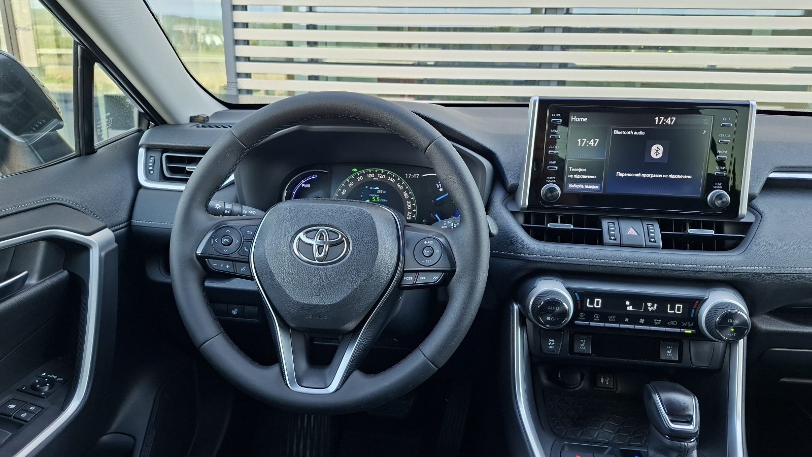 Toyota RAV4 2019 року, Універсал, Тойота Центр Ужгород "Карат Мотор", м.Ужгород | Фото № 9 Toyota RAV4 2019 року з пробігом 190450 км, Універсал, Тойота Центр Ужгород "Карат Мотор", м.Ужгород - 1250000 ГРН | Фото № 9