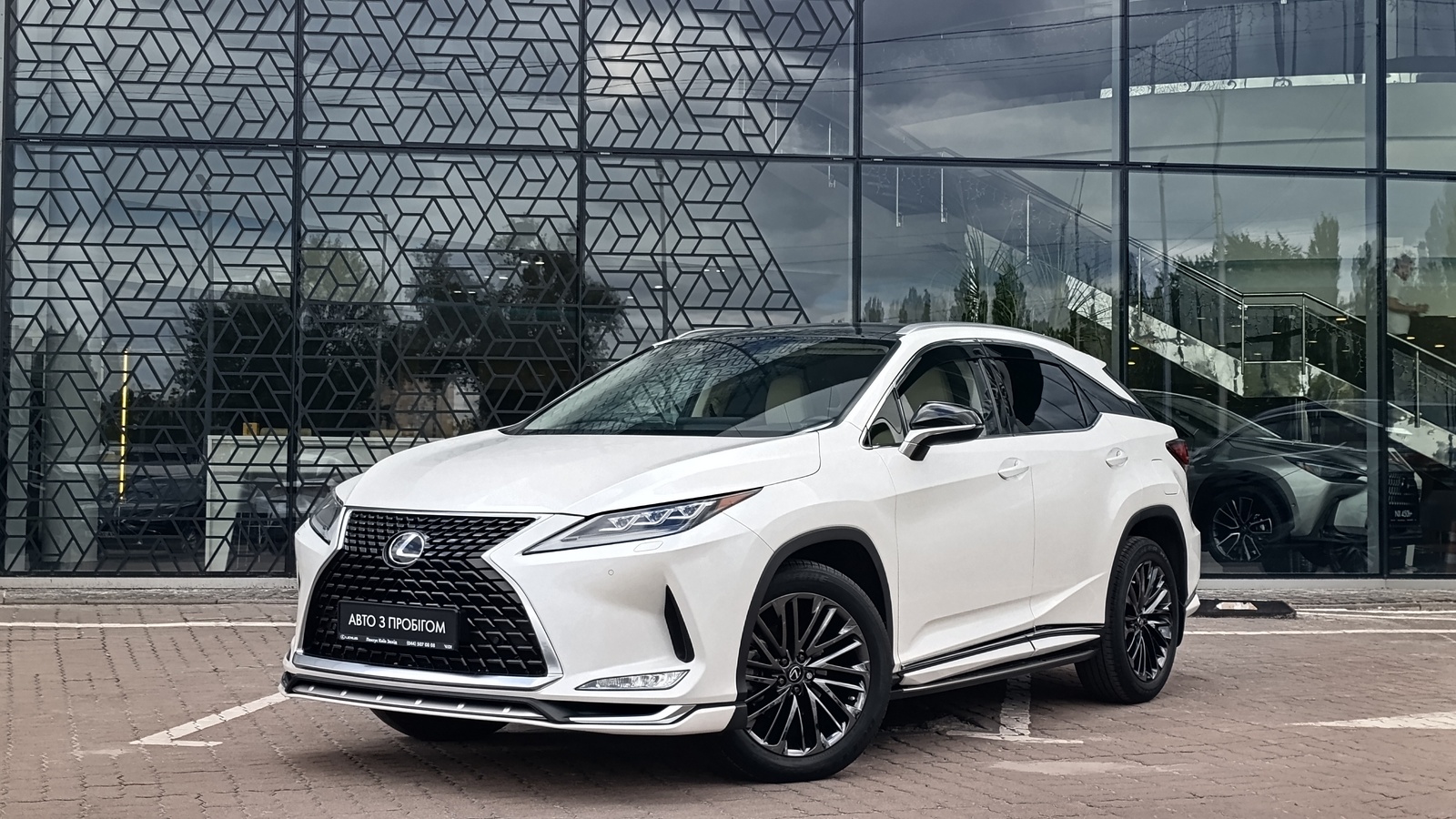 Lexus RX 2021 року, Універсал, Лексус Київ Захід, м.Київ | Фото № 1 Lexus RX 2021 року з пробігом 67350 км, Універсал, Лексус Київ Захід, м.Київ - 2420000 ГРН | Фото № 1
