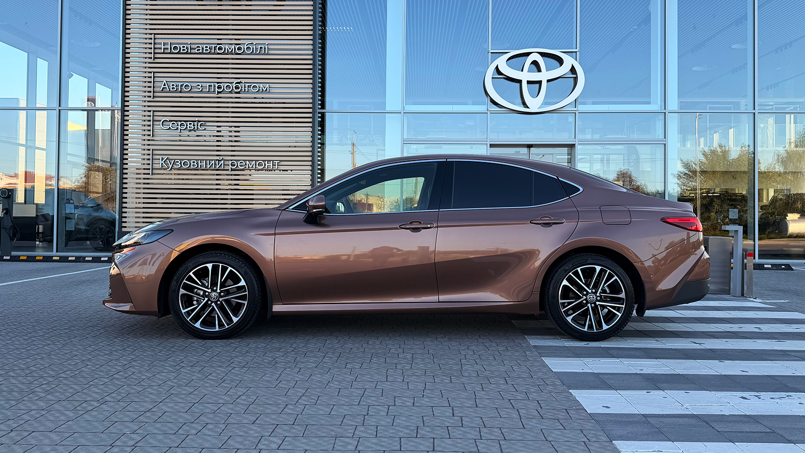 Toyota CAMRY 2024 року з пробігом 19380 км, Седан, Тойота Центр Рівне "Агат Авто", м.Рівне - 1971270 ГРН | Фото № 3