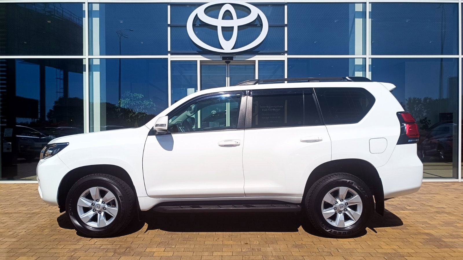 Toyota LAND CRUISER PRADO 2019 року, Універсал, Тойота Центр Київ "ВІДІ Аеропорт", м.Київ | Фото № 3 Toyota LAND CRUISER PRADO 2019 року з пробігом 152663 км, Універсал, Тойота Центр Київ "ВІДІ Аеропорт", м.Київ - 1700000 ГРН | Фото № 3