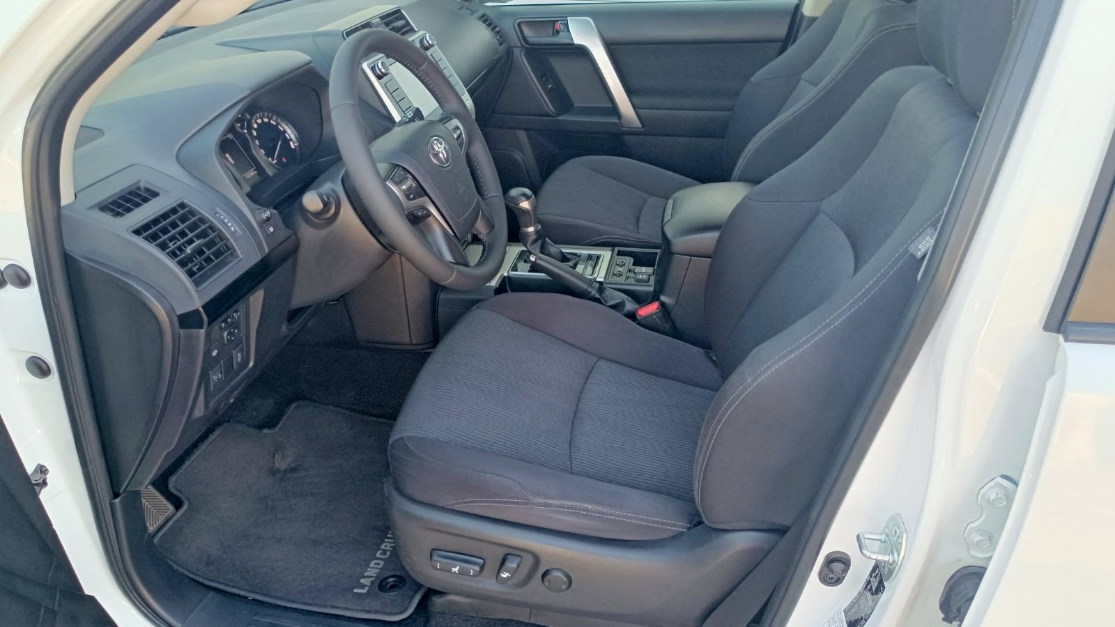 Toyota LAND CRUISER PRADO 2019 року, Універсал, Тойота Центр Київ "ВІДІ Аеропорт", м.Київ | Фото № 11 Toyota LAND CRUISER PRADO 2019 року з пробігом 152663 км, Універсал, Тойота Центр Київ "ВІДІ Аеропорт", м.Київ - 1700000 ГРН | Фото № 11