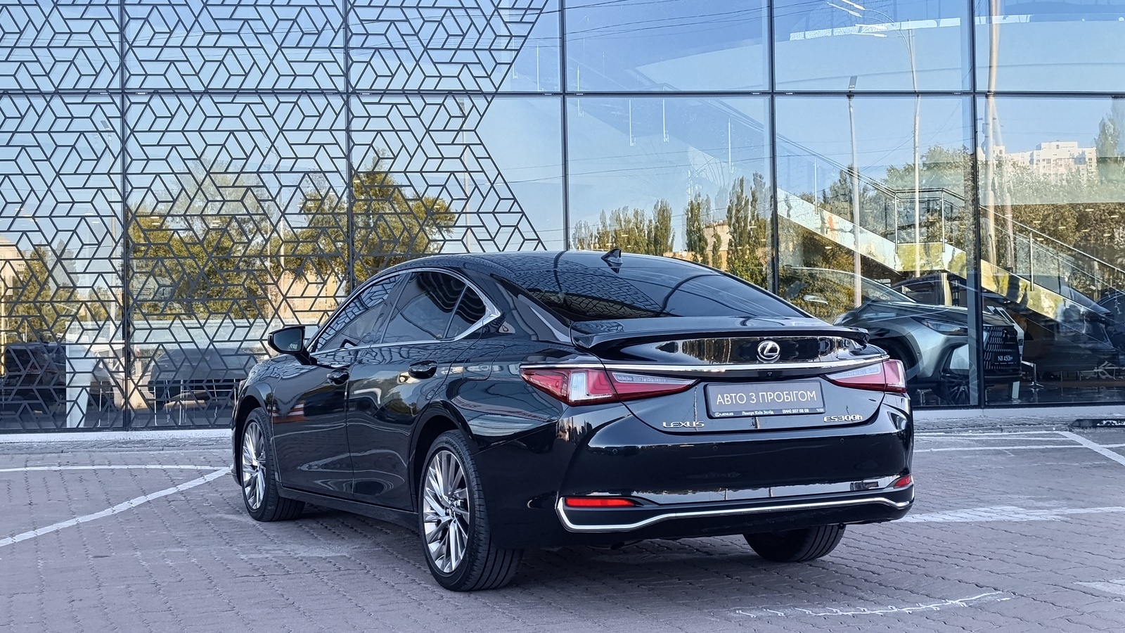 Lexus ES 2024 року, Седан, Лексус Київ Захід, м.Київ | Фото № 2 Lexus ES 2024 року з пробігом 43301 км, Седан, Лексус Київ Захід, м.Київ - 2350000 ГРН | Фото № 2