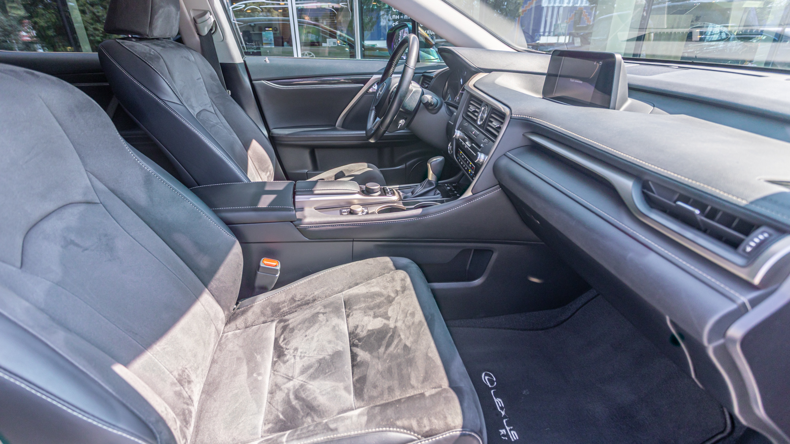 Lexus RX 2019 року з пробігом 103862 км, Універсал, Тойота Центр Дніпро "Алмаз Мотор" на Запорізькому шосе, м.Дніпро - 1510000 ГРН | Фото № 6