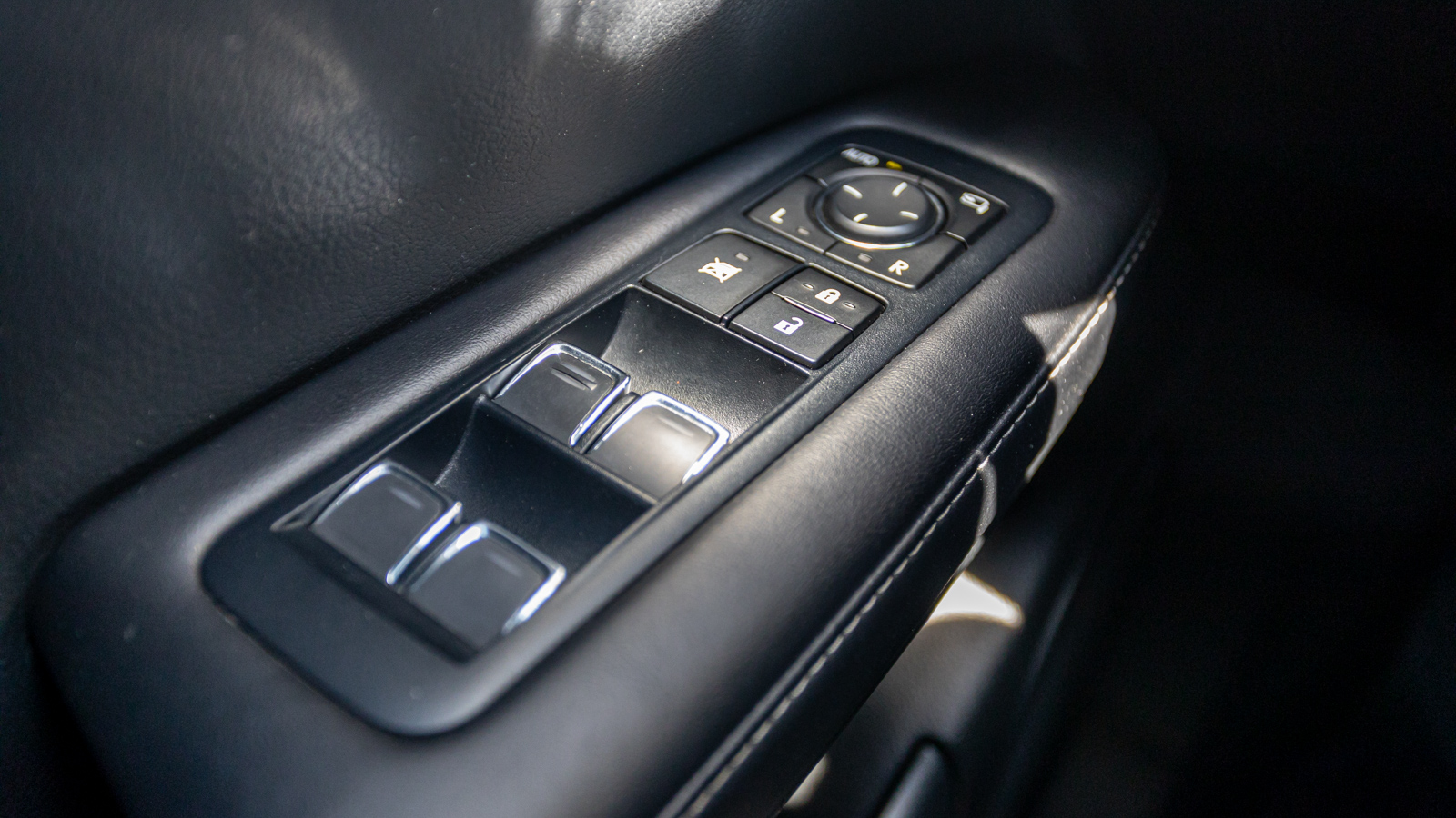 Lexus RX 2019 року з пробігом 103862 км, Універсал, Тойота Центр Дніпро "Алмаз Мотор" на Запорізькому шосе, м.Дніпро - 1510000 ГРН | Фото № 24