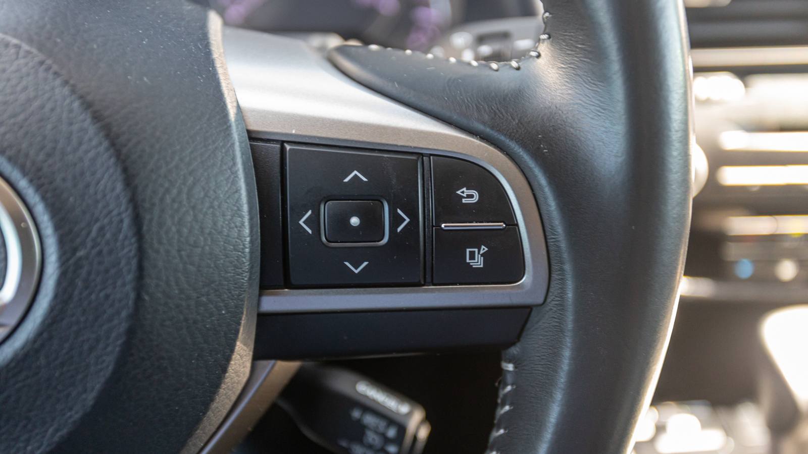 Lexus RX 2019 року з пробігом 103862 км, Універсал, Тойота Центр Дніпро "Алмаз Мотор" на Запорізькому шосе, м.Дніпро - 1510000 ГРН | Фото № 30