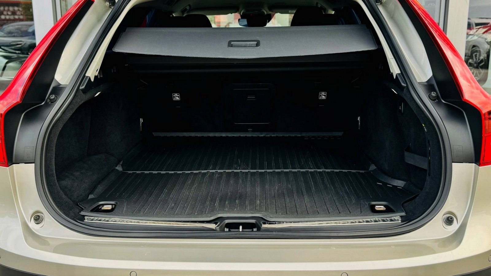 Інші авто VOLVO V90 2018 року з пробігом 187121 км, Універсал, Тойота Центр Тернопіль "Кристал Моторс", м.Тернопіль - 1170000 ГРН | Фото № 10