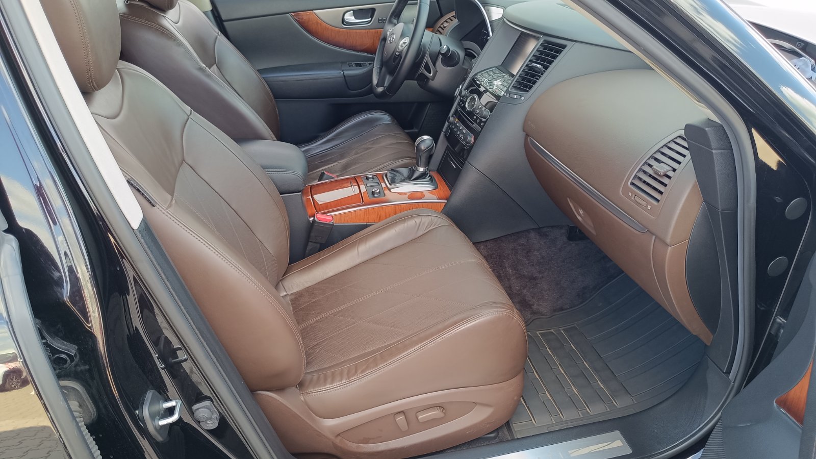 Інші авто INFINITI FX/QX70 2015 року, Універсал, Тойота Центр Київ "ВІДІ Аеропорт", м.Київ | Фото № 6 Інші авто INFINITI FX/QX70 2015 року з пробігом 172788 км, Універсал, Тойота Центр Київ "ВІДІ Аеропорт", м.Київ - 855000 ГРН | Фото № 6