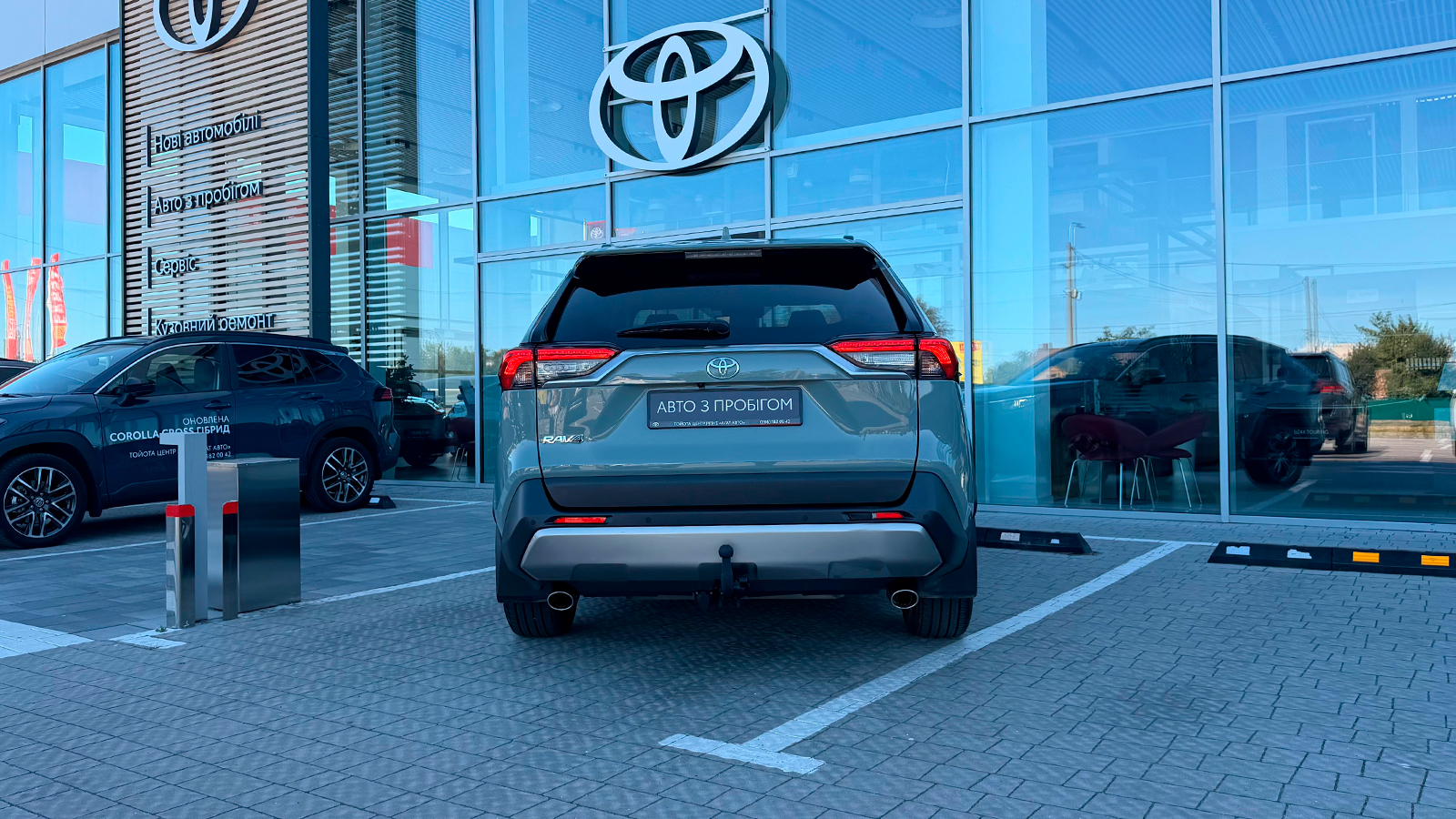 Toyota RAV4 2023 року, Універсал, Тойота Центр Рівне "Агат Авто", м.Рівне | Фото № 4 Toyota RAV4 2023 року з пробігом 30034 км, Універсал, Тойота Центр Рівне "Агат Авто", м.Рівне - 1519800 ГРН | Фото № 4