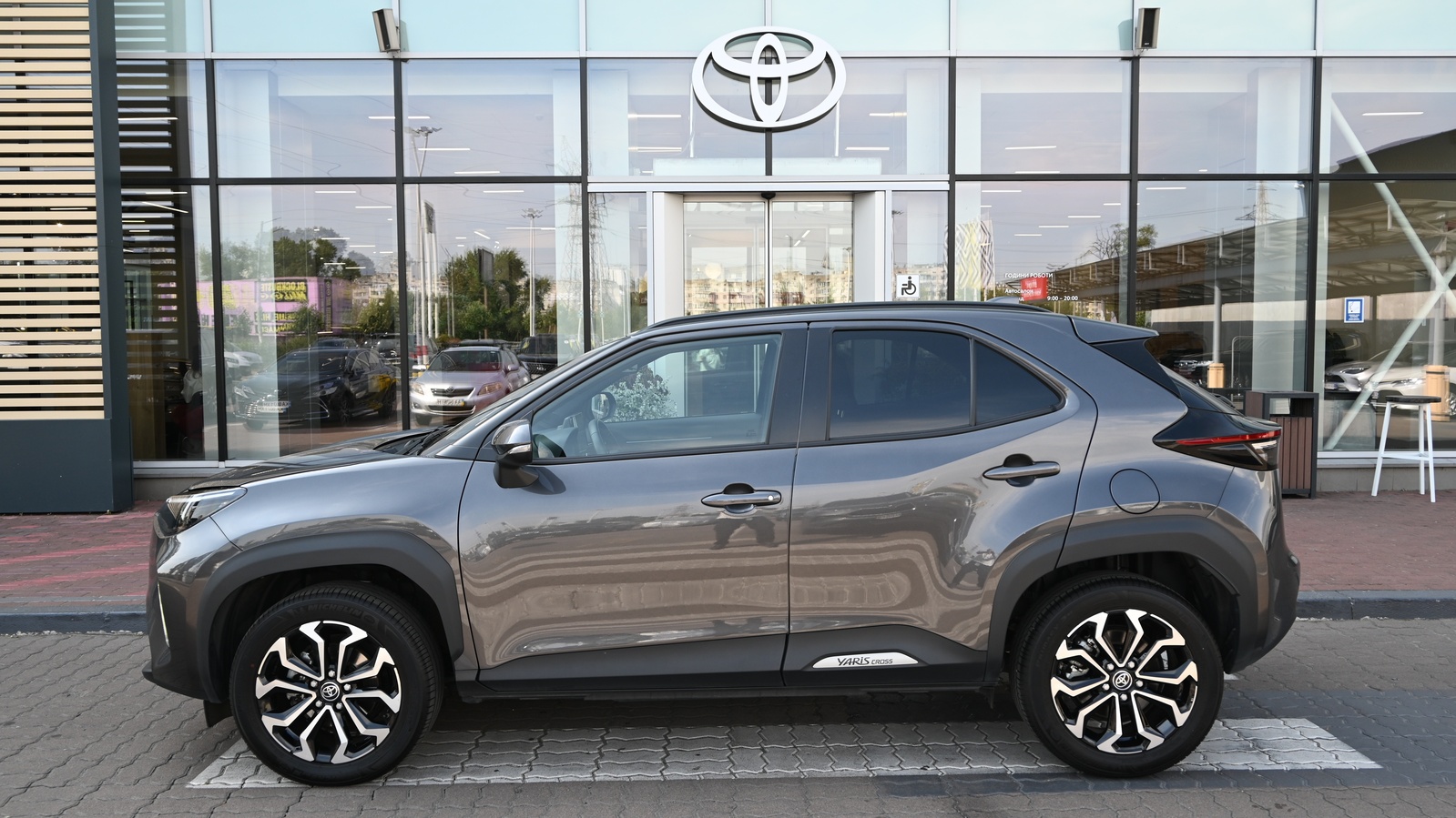 Toyota YARIS CROSS 2024 року, Хетчбек, Тойота Центр Київ "Сіті Плаза", м.Київ | Фото № 3 Toyota YARIS CROSS 2024 року з пробігом 27010 км, Хетчбек, Тойота Центр Київ "Сіті Плаза", м.Київ - 1194950 ГРН | Фото № 3