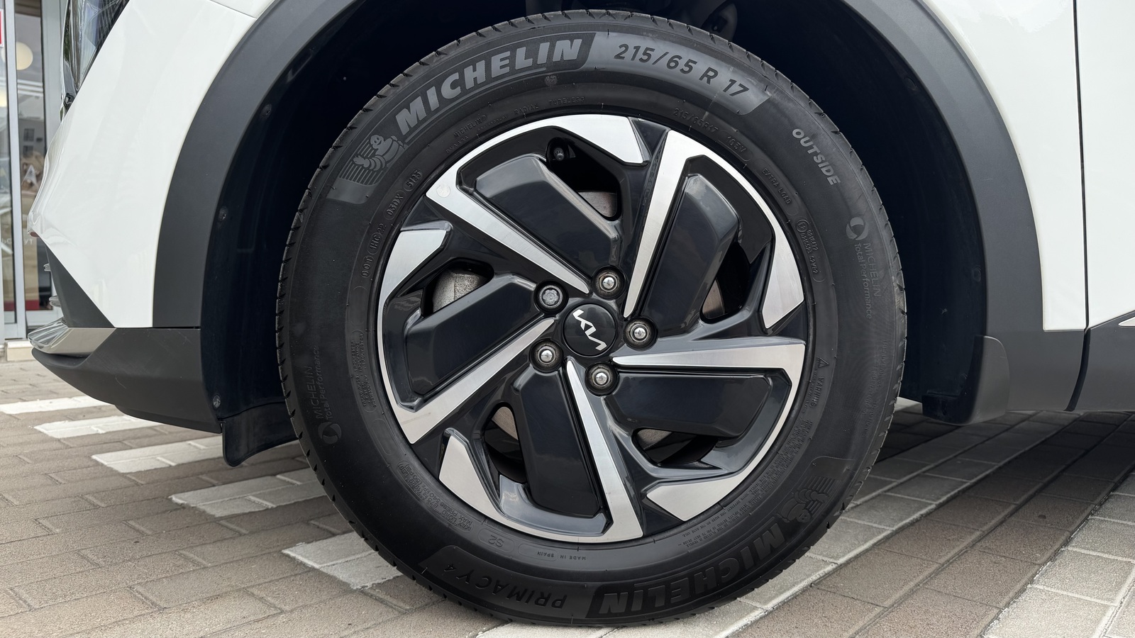Інші авто KIA SPORTAGE 2024 року, Універсал, Тойота Центр Чернігів "Соллі-Плюс", м.Чернігів | Фото № 15 Інші авто KIA SPORTAGE 2024 року з пробігом 12146 км, Універсал, Тойота Центр Чернігів "Соллі-Плюс", м.Чернігів - 1230000 ГРН | Фото № 15