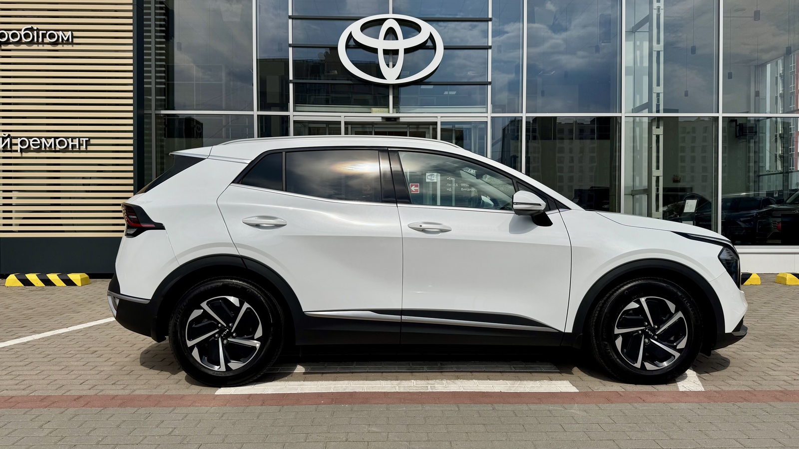 Інші авто KIA SPORTAGE 2024 року, Універсал, Тойота Центр Чернігів "Соллі-Плюс", м.Чернігів | Фото № 16 Інші авто KIA SPORTAGE 2024 року з пробігом 12146 км, Універсал, Тойота Центр Чернігів "Соллі-Плюс", м.Чернігів - 1230000 ГРН | Фото № 16