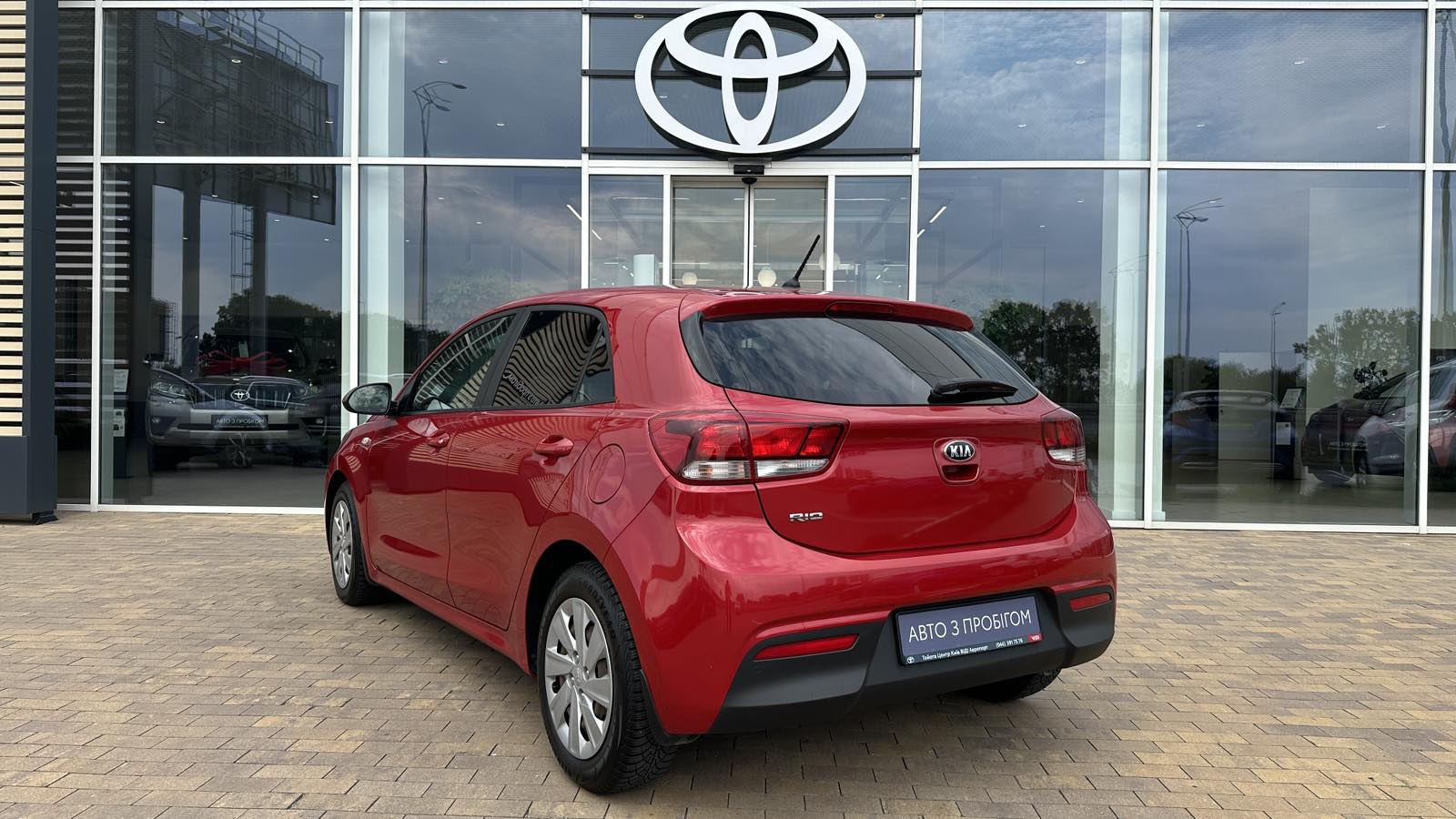 Інші авто KIA RIO 2017 року з пробігом 64754 км, Хетчбек, Тойота Центр Київ "ВІДІ Аеропорт", м.Київ - 540000 ГРН | Фото № 2