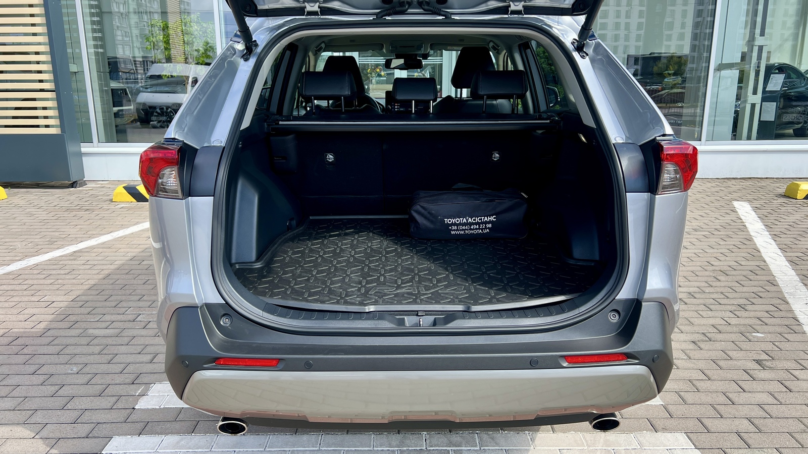 Toyota RAV4 2025 року, Універсал, Тойота Центр Чернігів "Соллі-Плюс", м.Чернігів | Фото № 10 Toyota RAV4 2025 року з пробігом 28197 км, Універсал, Тойота Центр Чернігів "Соллі-Плюс", м.Чернігів - 1732500 ГРН | Фото № 10