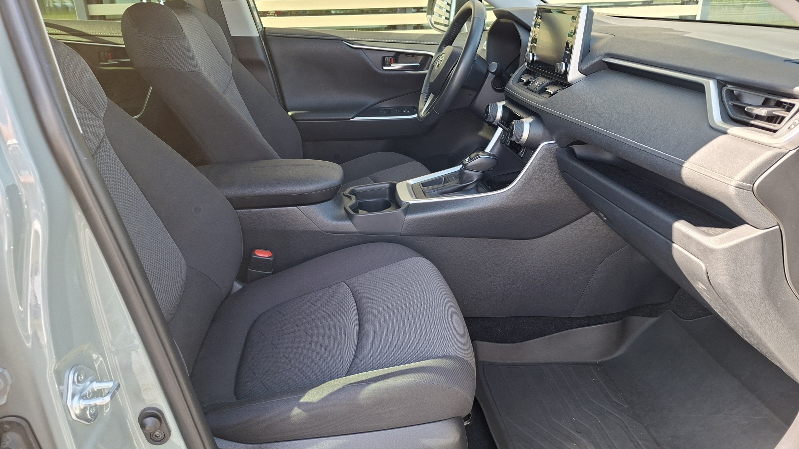 Toyota RAV4 2021 року з пробігом 52158 км, Універсал, Тойота Центр Ужгород "Карат Мотор", м.Ужгород - 1235000 ГРН | Фото № 6