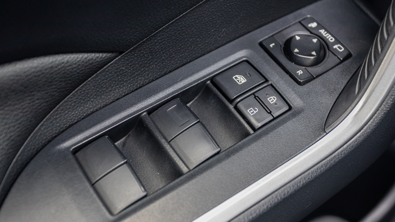 Toyota RAV4 2019 року з пробігом 108715 км, Універсал, Тойота Центр Дніпро "Алмаз Мотор" на Запорізькому шосе, м.Дніпро - 1100000 ГРН | Фото № 22