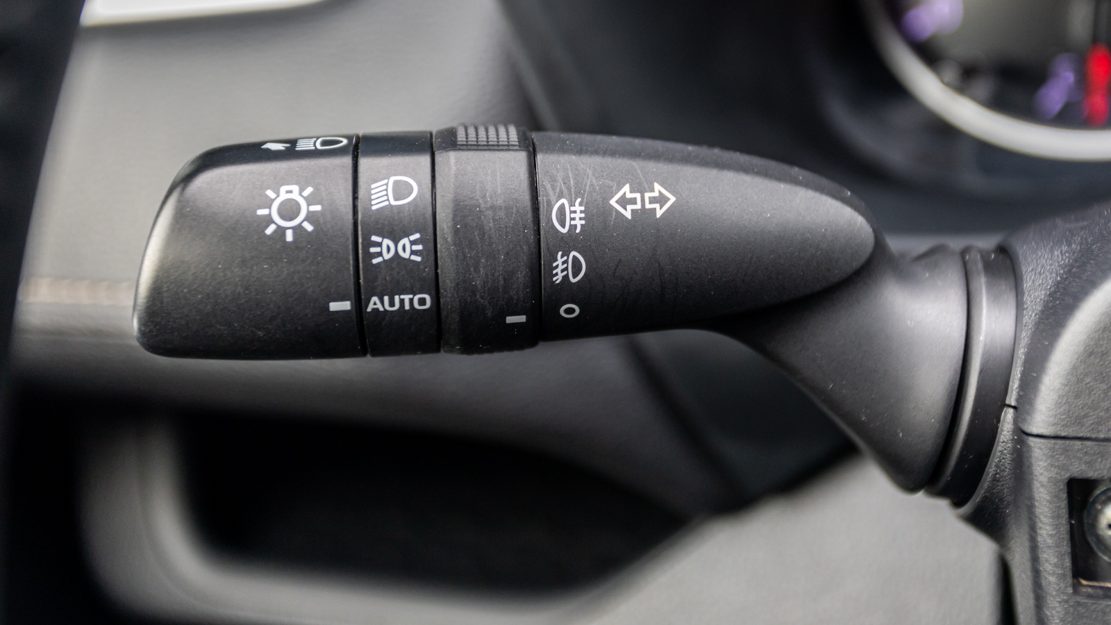 Toyota RAV4 2019 року з пробігом 108715 км, Універсал, Тойота Центр Дніпро "Алмаз Мотор" на Запорізькому шосе, м.Дніпро - 1100000 ГРН | Фото № 24