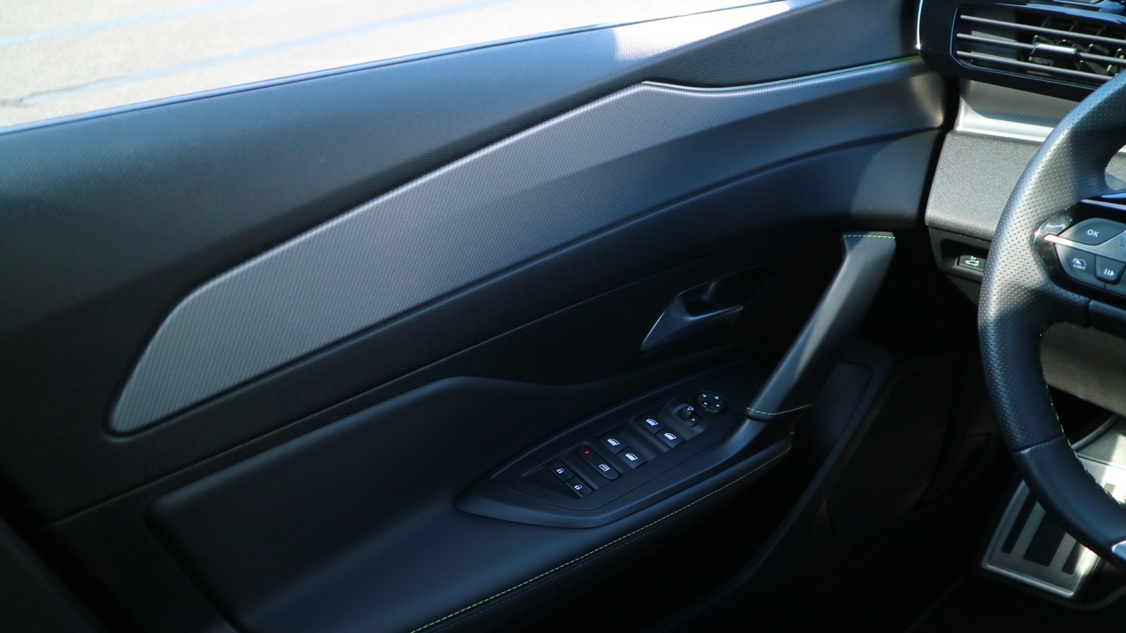 Інші авто PEUGEOT 408 2025 року, Хетчбек, Тойота Центр Київ "Автосаміт Укравто Столичне", м.Київ | Фото № 17 Інші авто PEUGEOT 408 2025 року з пробігом 32871 км, Хетчбек, Тойота Центр Київ "Автосаміт Укравто Столичне", м.Київ - 1415000 ГРН | Фото № 17