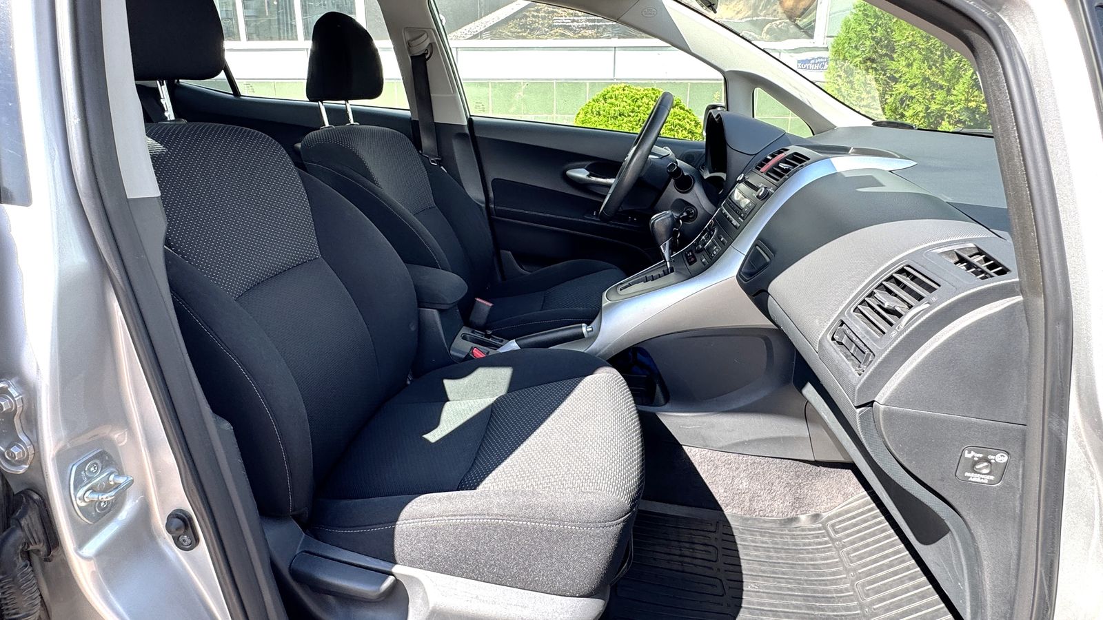 Toyota AURIS 2012 року з пробігом 100563 км, Хетчбек, Тойота Центр Чернівці "Олімп-Моторс", м.Чернівці - 444000 ГРН | Фото № 6