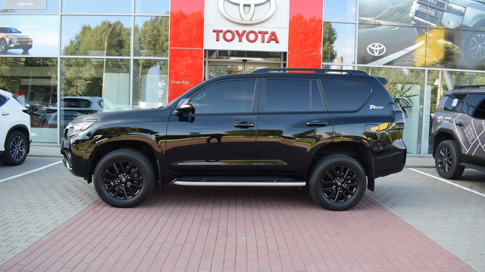 Toyota LAND CRUISER PRADO 2022 року, Універсал, Тойота Центр Житомир "Стар - Кар", м.Житомир | Фото № 3 Toyota LAND CRUISER PRADO 2022 року з пробігом 43077 км, Універсал, Тойота Центр Житомир "Стар - Кар", м.Житомир - 2218500 ГРН | Фото № 3