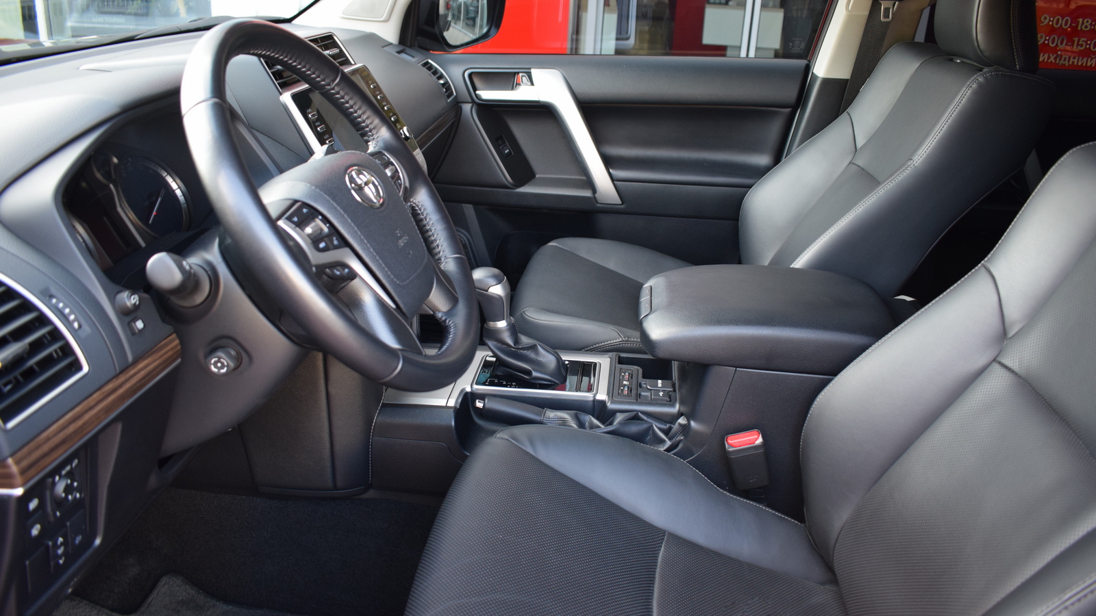 Toyota LAND CRUISER PRADO 2022 року, Універсал, Тойота Центр Житомир "Стар - Кар", м.Житомир | Фото № 12 Toyota LAND CRUISER PRADO 2022 року з пробігом 43077 км, Універсал, Тойота Центр Житомир "Стар - Кар", м.Житомир - 2218500 ГРН | Фото № 12