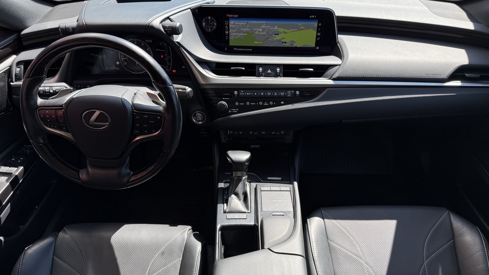 Lexus ES 2020 року, Седан, Тойота Центр Вінниця "Преміум Мотор", м.Вінниця | Фото № 8 Lexus ES 2020 року з пробігом 111910 км, Седан, Тойота Центр Вінниця "Преміум Мотор", м.Вінниця - 1620000 ГРН | Фото № 8