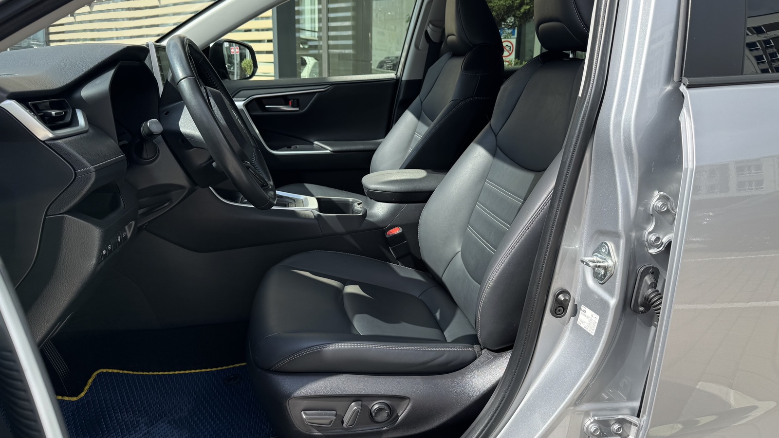 Toyota RAV4 2022 року з пробігом 70027 км, Універсал, Тойота Центр Чернігів "Соллі-Плюс", м.Чернігів - 1642500 ГРН | Фото № 12