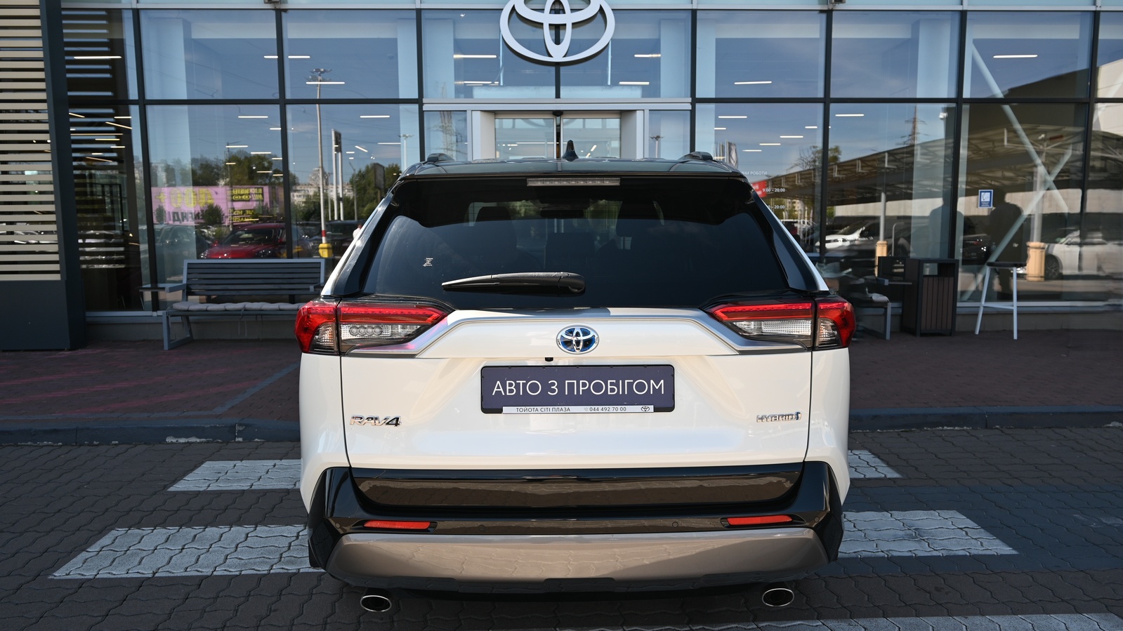 Toyota RAV4 2021 року, Універсал, Тойота Центр Київ "Сіті Плаза", м.Київ | Фото № 4 Toyota RAV4 2021 року з пробігом 124199 км, Універсал, Тойота Центр Київ "Сіті Плаза", м.Київ - 1444442 ГРН | Фото № 4