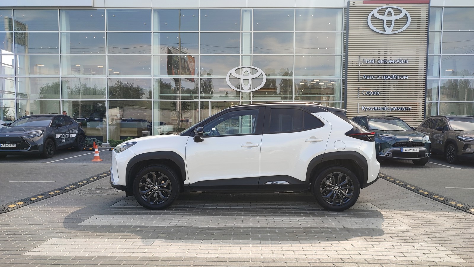Toyota YARIS CROSS 2023 року, Хетчбек, Тойота Центр Київ "ВіДі Автострада", м.Київ | Фото № 3 Toyota YARIS CROSS 2023 року з пробігом 36575 км, Хетчбек, Тойота Центр Київ "ВіДі Автострада", м.Київ - 1278000 ГРН | Фото № 3