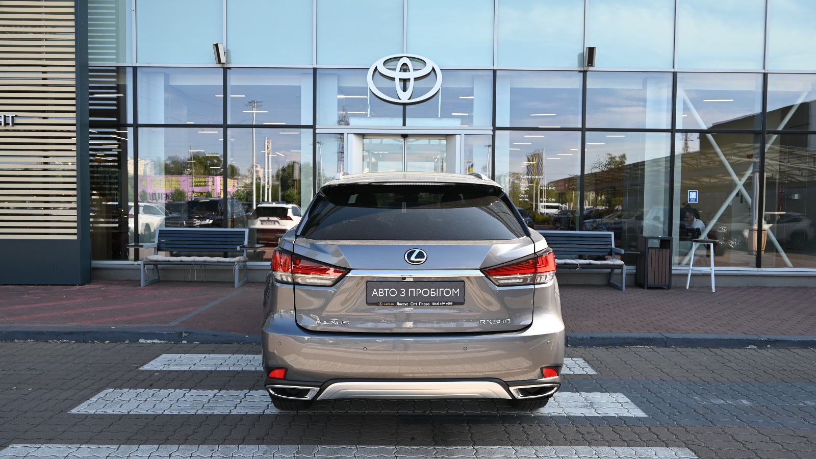 Lexus RX 2019 року, Універсал, Тойота Центр Київ "Сіті Плаза", м.Київ | Фото № 4 Lexus RX 2019 року з пробігом 77057 км, Універсал, Тойота Центр Київ "Сіті Плаза", м.Київ - 1828230 ГРН | Фото № 4