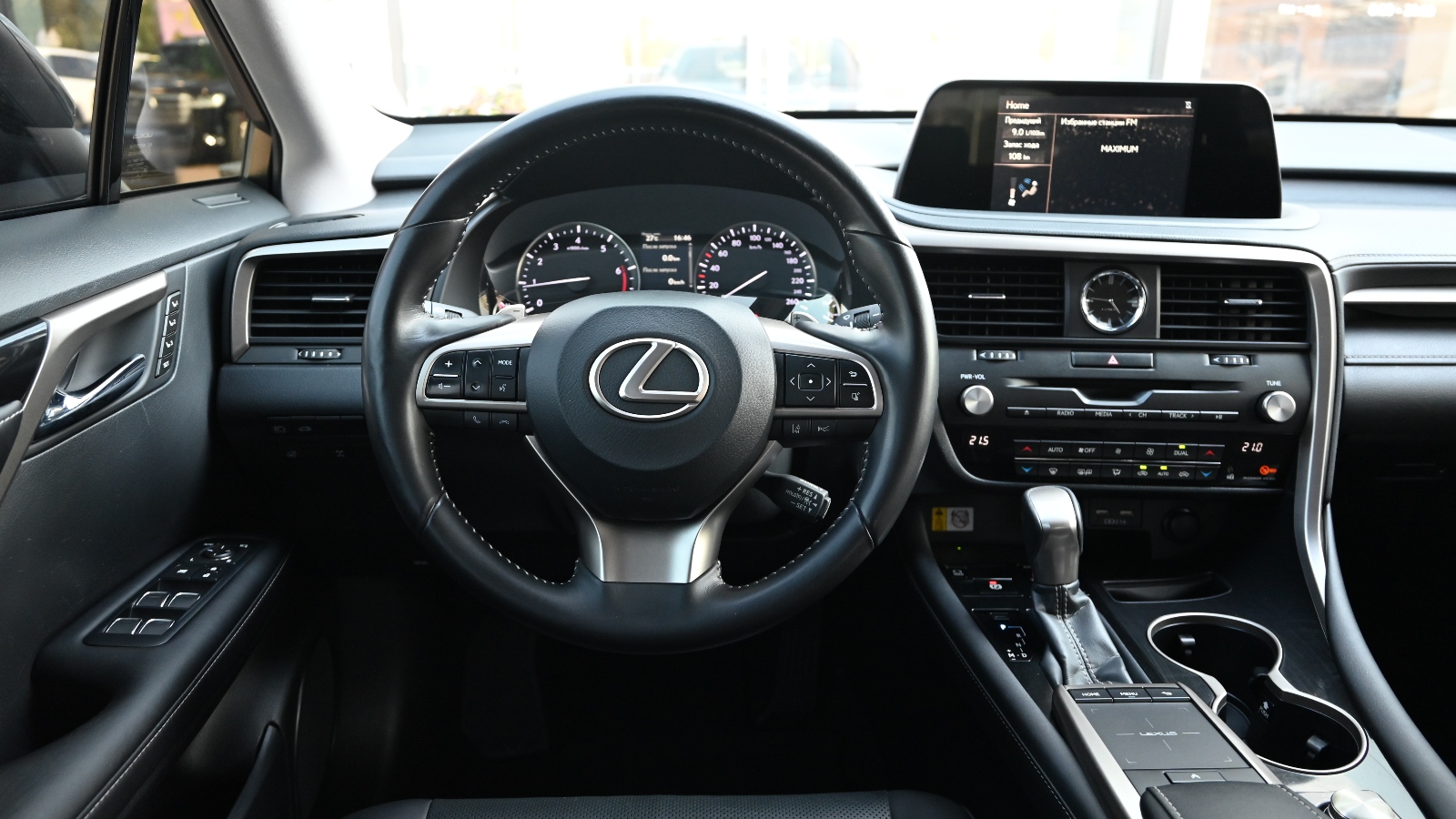 Lexus RX 2019 року, Універсал, Тойота Центр Київ "Сіті Плаза", м.Київ | Фото № 9 Lexus RX 2019 року з пробігом 77057 км, Універсал, Тойота Центр Київ "Сіті Плаза", м.Київ - 1828230 ГРН | Фото № 9