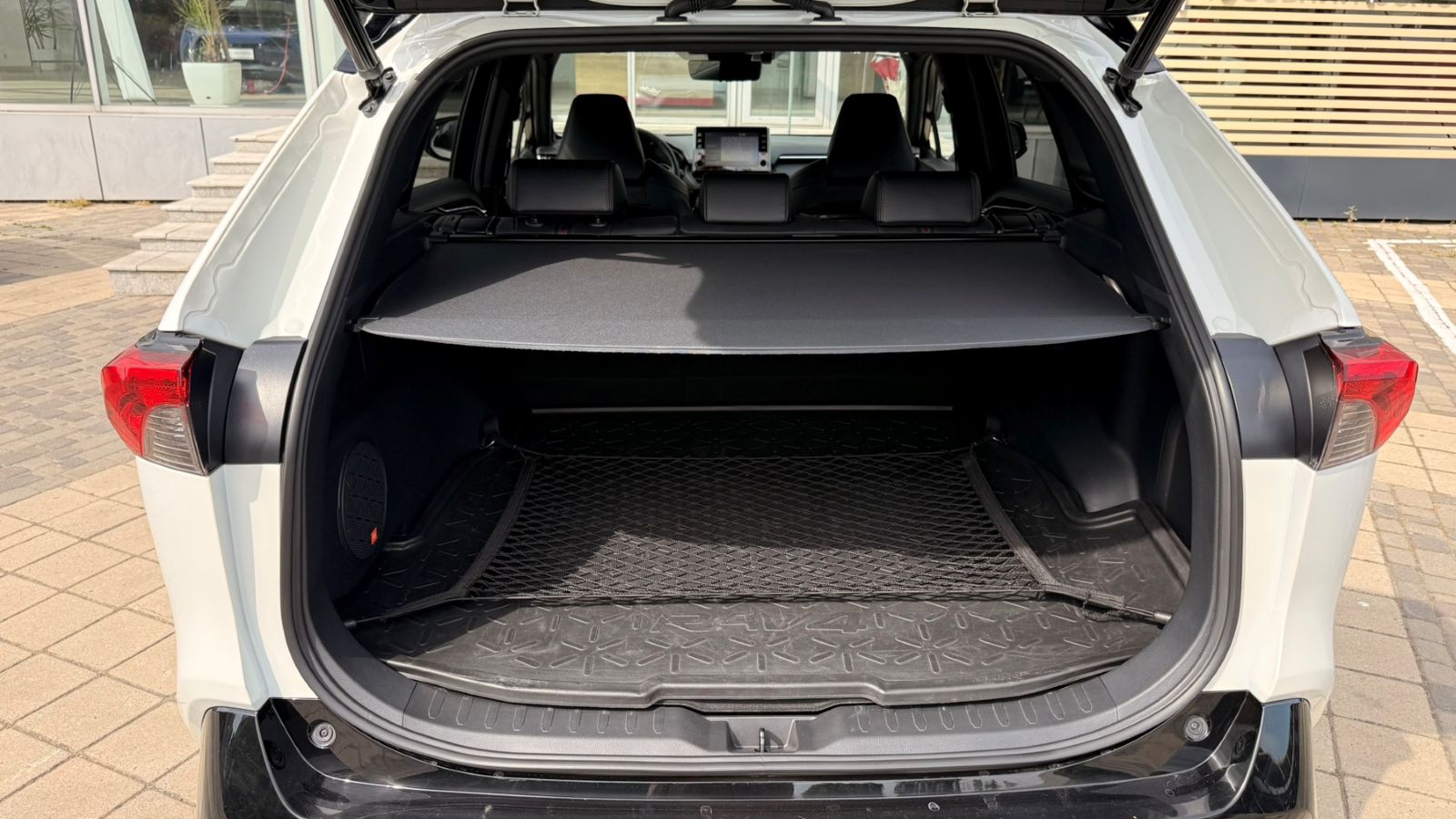 Toyota RAV4 Plug-In 2021 року з пробігом 51758 км, Універсал, Тойота Центр Одеса "Інжпроект", м.Одеса - 1872000 ГРН | Фото № 10