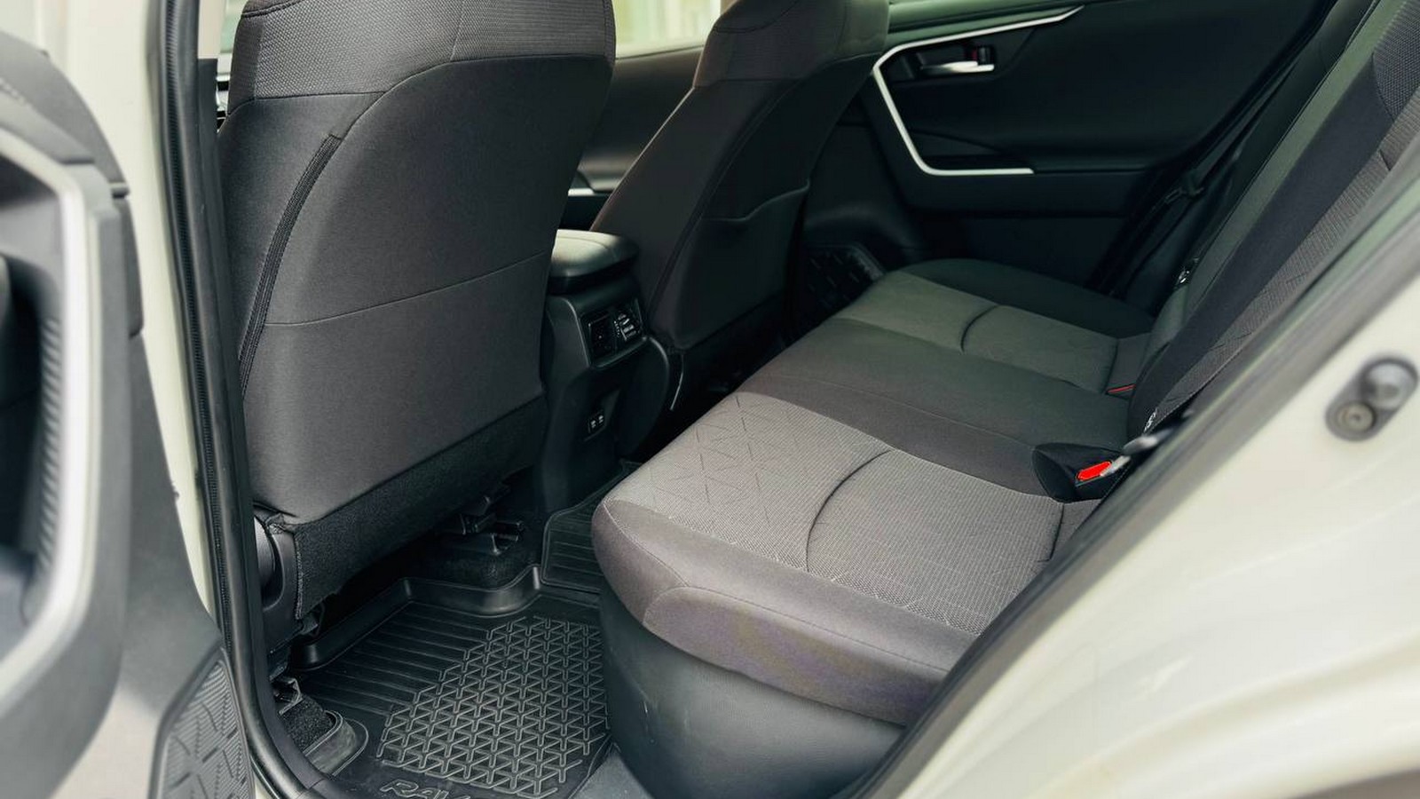 Toyota RAV4 2021 року з пробігом 48569 км, Універсал, Тойота Центр Тернопіль "Кристал Моторс", м.Тернопіль - 1485000 ГРН | Фото № 11