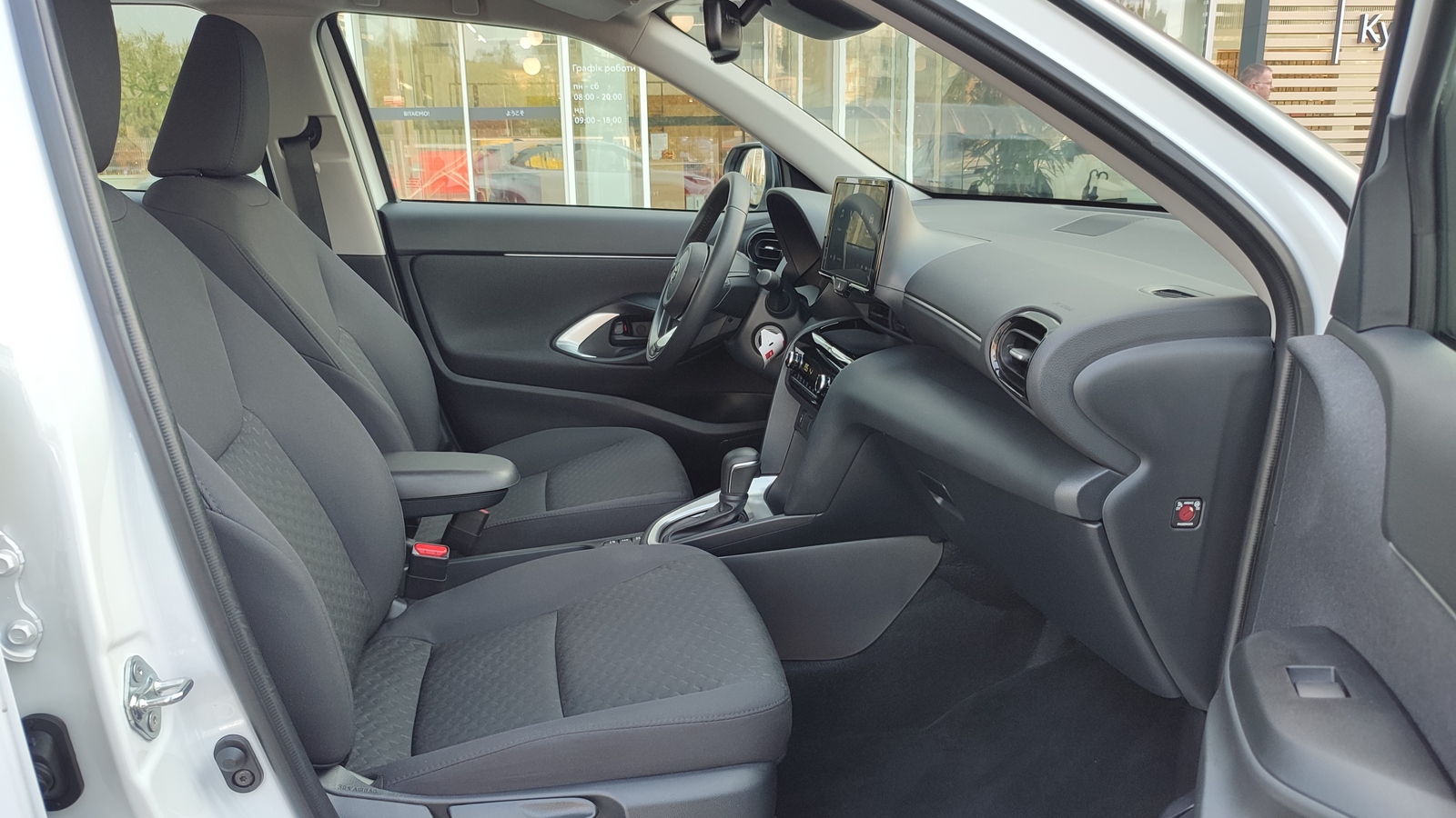 Toyota YARIS CROSS 2025 року з пробігом 11719 км, Хетчбек, Тойота Центр Київ "ВіДі Автострада", м.Київ - 1230000 ГРН | Фото № 6