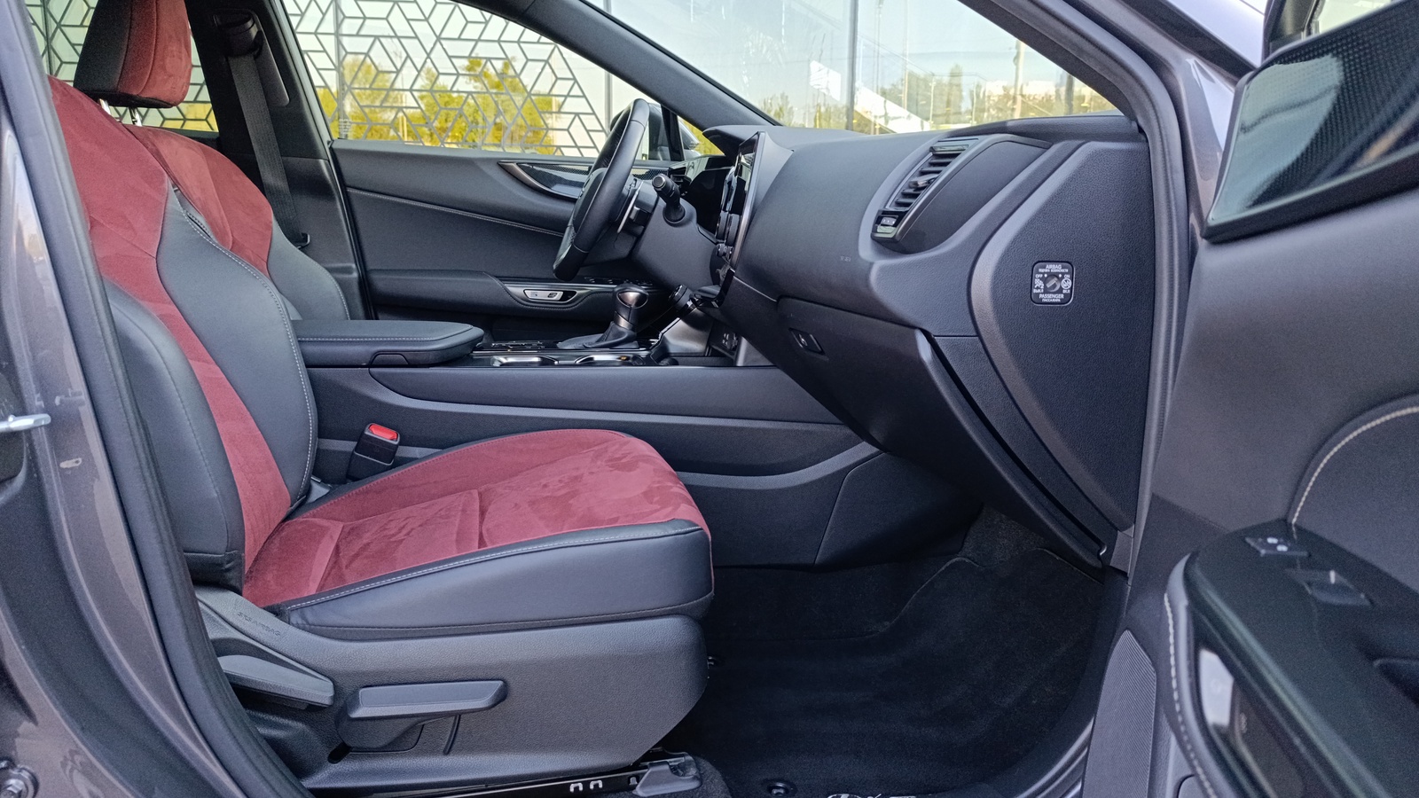 Lexus NX 2022 року з пробігом 30000 км, Універсал, Лексус Київ Захід, м.Київ - 1710000 ГРН | Фото № 6